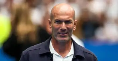 زيدان يشعل الميركاتو… ثورة كاملة داخل ريال مدريد شرطه الوحيد للعودة إلى البرنابيو!