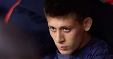 أردا غولر يهدد ريال مدريد بالرحيل ويضع تشابي ألونسو أمام خيار صعب!