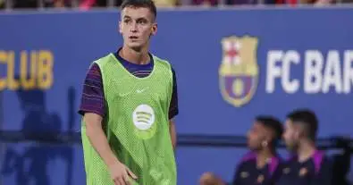 انقلاب مفاجئ داخل برشلونة.. مستقبل مارك كاسادو يقترب من الرحيل وصفقة مدوية تُطبخ في الخفاء!