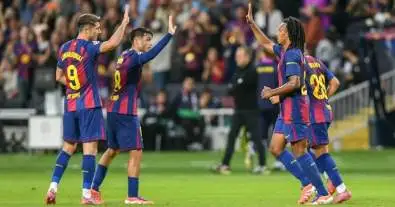 بعد صدمة رحيل درو.. برشلونة على وشك التعاقد مع 4 لاعبين من العيار الثقيل