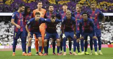 برشلونة على وشك ضربة مفاجئة قبل السوبر الإسباني!