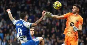 برشلونة يحسم ديربي كتالونيا في اللحظات الأخيرة ويُحافظ على صدارة الليغا