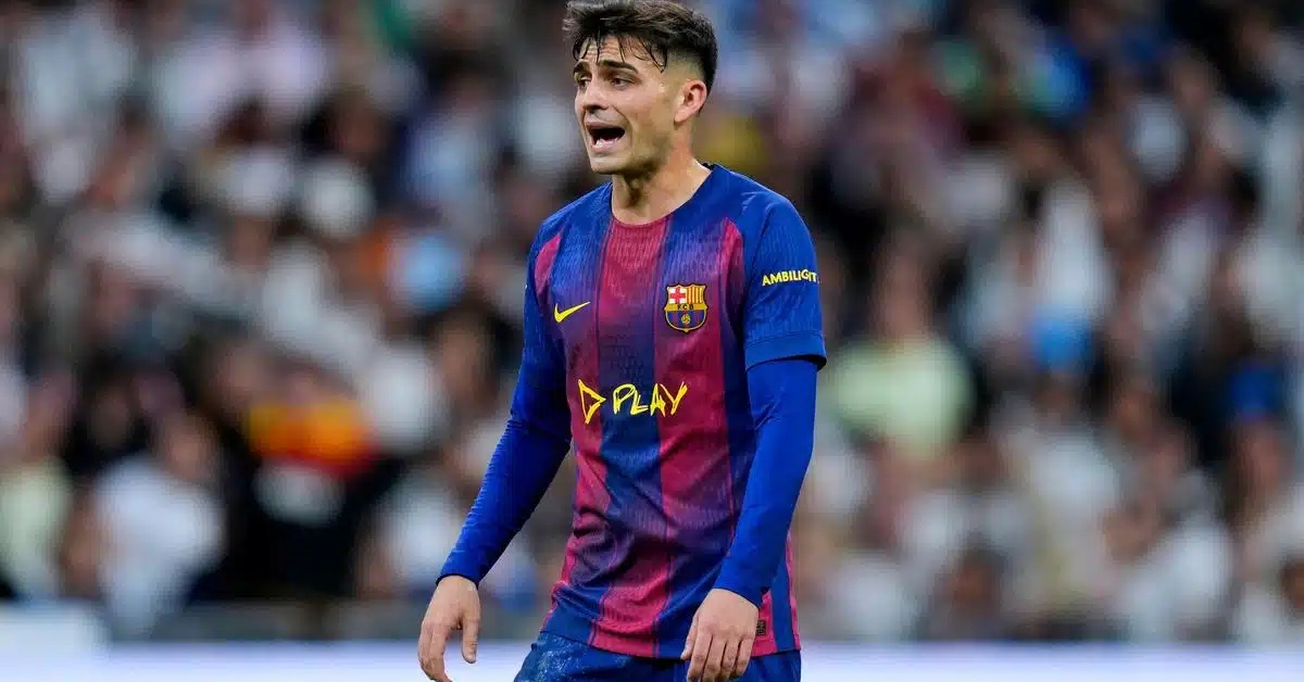 بيدري يثور على زميله في برشلونة بسبب تجاهل تعليمات فليك!