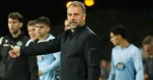 هانسي فليك يوجّه رسالة حاسمة إلى ديكو: لا تتعاقدوا معه.. إنه كارثة حقيقية