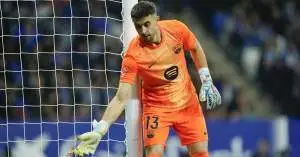 خوان غارسيا يطالب برحيل نجم برشلونة في أسرع وقت.. إدارة النادي تتحرك!