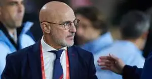 لويس دي لا فوينتي يستبعد نجم ريال مدريد الأفضل من قائمة إسبانيا لكأس العالم!