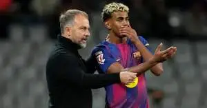 نجم برشلونة يطالب بالرحيل بسبب لامين يامال ويصدم هانسي فليك!