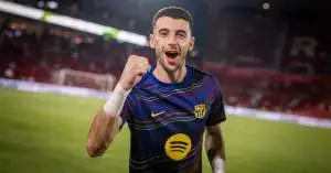 توتر جديد في برشلونة: خوان غارسيا يضغط على فليك لإجبار نجم الفريق على الرحيل في الشتاء!