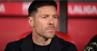زلزال في ريال مدريد…  إقالة مفاجئة لتشابي ألونسو بقرار من فلورنتينو بيريز