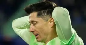 أزمة غير مسبوقة في كامب نو: ليفاندوفسكي غاضب والقرار القادم قد يصدم الجميع!