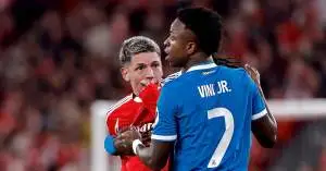 عاصفة عنصرية تهز دوري الأبطال.. تحقيق رسمي من يويفا بعد أزمة فينيسيوس وبريستياني في قمة بنفيكا وريال مدريد!