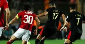 عاصفة تضرب الأهلي قبل موقعة الحسم.. ضغوط مغربية على كاف وقرار مصيري يهدد الجماهير في ربع النهائي