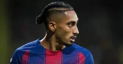 عرض سعودي يزلزل برشلونة.. رافينيا يقترب من الرحيل والإدارة تتحرك لضم جوهرة أوروبا