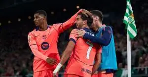 صراع إنجليزي يشتعل في الكامب نو.. ليفربول يطرق باب برشلونة لضم جوهرة نادرة وفليك يتدخل بحسم!