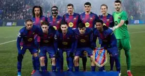 صفقة مدوية تهز برشلونة.. نجم شاب يتحول إلى ورقة ضغط لحسم هدف فليك الأول في الصيف