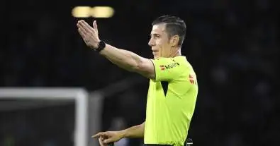 فضيحة تحكيمية تهز الليغا.. هدف مثير للجدل يشعل غضب برشلونة ويفتح النار على VAR والحكم سوتو غرادو