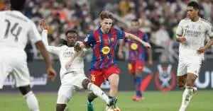 فيرمين لوبيز يتجاهل مبابي وفينيسيوس ويختار أسطورة ريال مدريد كأصعب لاعب واجهه في مسيرته!