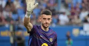 خوان غارسيا يشكك في أداء نجم برشلونة ويثير القلق في غرفة الملابس!