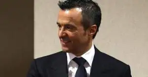 خيانة مدوية تهز برشلونة.. خورخي مينديز يفتح خطًا سريًا مع ريال مدريد لخطف جوهرة لابورتا!