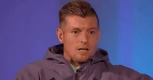 ليس ميسي ولا مبابي.. توني كروس يفجّر مفاجأة ويكشف أصعب لاعب واجهه في مسيرته