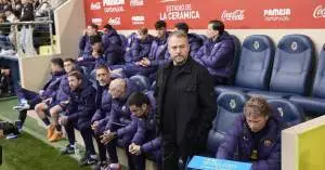 قرار غير متوقع يهز كامب نو: هانسي فليك يوجه صدمة كبرى لصفقة برشلونة الجديدة