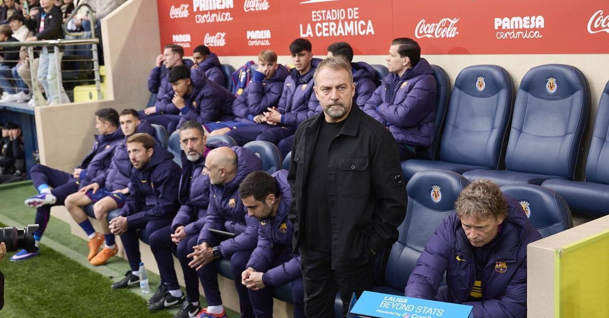 قرار غير متوقع يهز كامب نو: هانسي فليك يوجه صدمة كبرى لصفقة برشلونة الجديدة