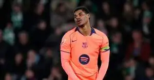 قرار مفاجئ في برشلونة.. راشفورد يقلب الطاولة والإدارة تحسم بند الشراء نهائيًا