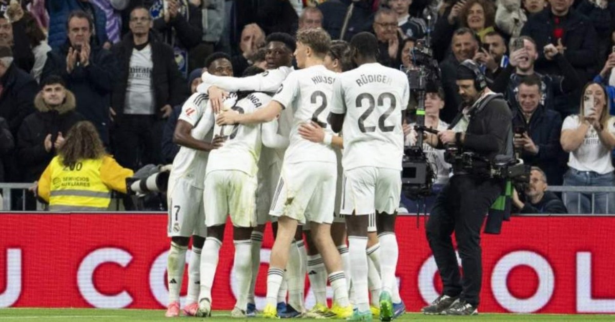 ريال مدريد يهيمن على ريال سوسيداد ويستعيد صدارة الليغا مؤقتًا ونجم غير متوقع يخطف الأضواء!