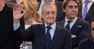 رغم تألق فالفيردي وفينيسيوس… فلورنتينو بيريز يفاجئ الجميع بإشادة خاصة بنجم جديد بعد مواجهة ريال سوسيداد!