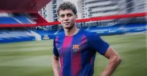 رسالة عاجلة من برشلونة تُربك حسابات حمزة عبد الكريم!