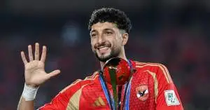 تحرك عاجل داخل الأهلي.. قائمة أجنبية بديلة تجهز لرحيل ديانج ومفاجأة كبرى بشأن عودة وسام أبو علي!