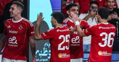 تحركات نارية داخل الأهلي.. صفقة عربية تقترب، مدافع على رادار أوروبا، وحسم الجدل حول نجم الفريق