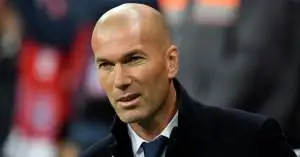 زيدان يعترف علنًا بإعجابه بنجم ريال مدريد.. تصريحات تشعل الجماهير وتفتح باب الأحلام