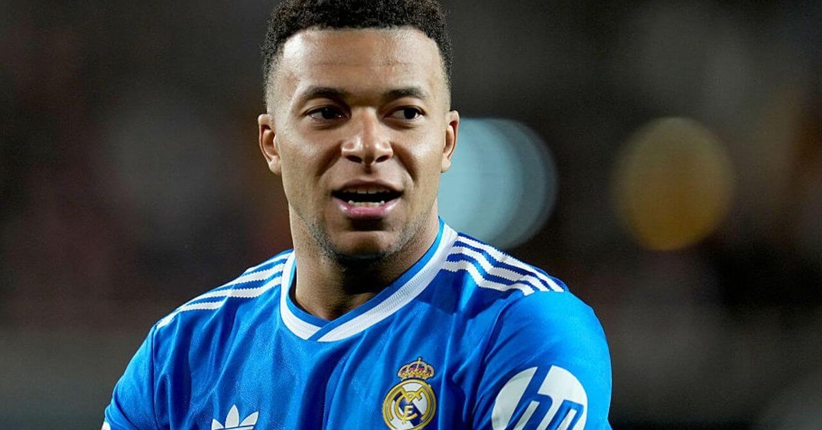 زلزال في ريال مدريد قبل موقعة بنفيكا.. مبابي يصعق الجميع ويطالب بتغييرات صادمة في التشكيلة الأساسية!