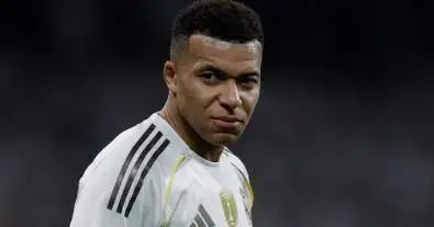 عاصفة تضرب ريال مدريد.. مبابي يتخذ قرارًا صادمًا ويضع النادي في موقف محرج!