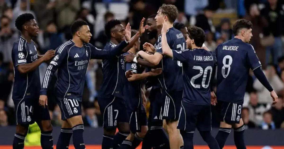 عرض صادم بقيمة 15 مليون يورو يهدد خط وسط ريال مدريد!