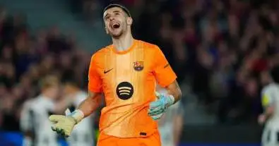 برشلونة يفجر مفاجأة حول إصابة خوان غارسيا… قائمة المباريات التي سيغيب عنها تُربك حسابات فليك!