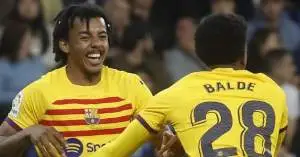 ضربة مزدوجة تهز برشلونة قبل المواعيد الحاسمة.. تفاصيل إصابة بالدي وكوندي وموعد العودة المتوقع