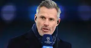 كاراجر يشعل الجدل بتصريح ناري عن نجم برشلونة بعد نيوكاسل.. وانتقادات غير مسبوقة تهز غرفة الملابس!