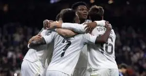 مفاجأة مدوية بعد الديربي.. نجم ريال مدريد يكسر صمته ويعتذر بشكل صادم داخل غرفة الملابس!