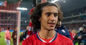 مستقبل فرنسا المذهل يصل إلى برشلونة: أيوب بوعادي النجم الشاب الذي يثير اهتمام لابورتا وديكو!