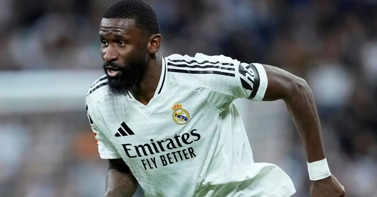 قرار مفاجئ يخص روديغر يثير جدلًا كبيرًا داخل ريال مدريد قبل الميركاتو