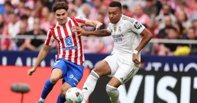 صدمة في مدريد… ريال مدريد يخطف نجم أتلتيكو الشاب ويزيد الحرب بين العملاقين سخونة!