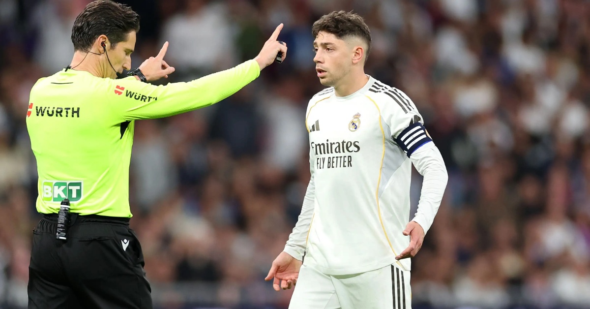 سر تقرير الحكم يفجر مفاجأة صادمة بشأن عقوبة فيديريكو فالفيردي بعد طرد الديربي!