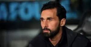 توتر مفاجئ داخل ريال مدريد.. أربيلوا يعتذر لقائد الفريق بعد قرار صادم في مباراة سيلتا!