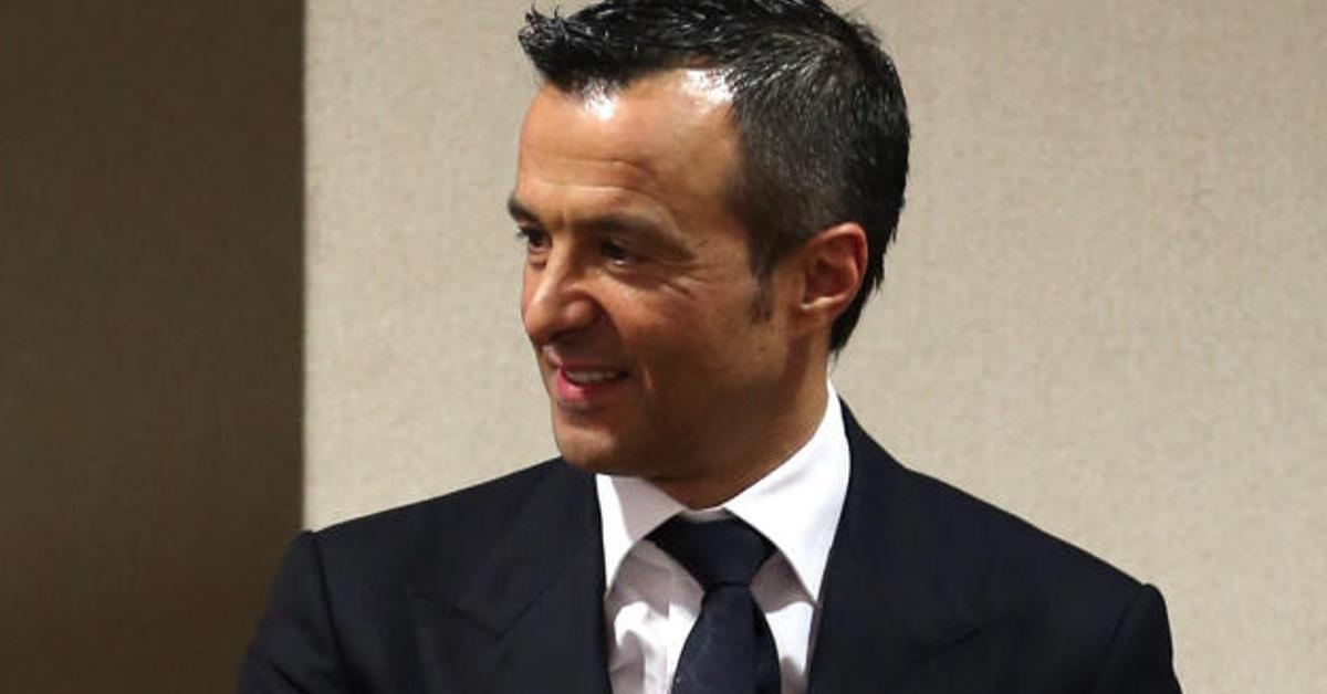 برشلونة على صفيح ساخن.. مينديز يفجّر مفاجأة كبرى بشأن رحيل ثنائي الفريق في الصيف!