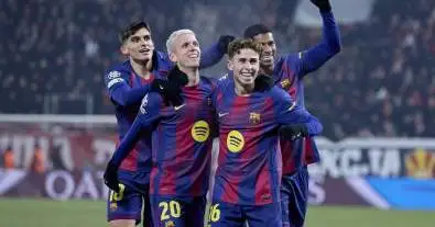 كم مباراة تفصل برشلونة عن إنجاز الـ100 نقطة؟ الحلم التاريخي يقترب من الحسم!