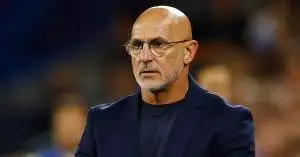 صدمة في قائمة إسبانيا قبل كأس العالم.. دي لا فوينتي يحسم قرارًا قاسيًا ويستبعد نجم برشلونة من الحسابات!