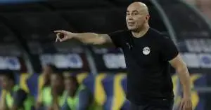 صدمة مدوية.. حسام حسن يستبعد نجم الأهلي من قائمة المنتخب في المونديال وبديل ديانغ يقترب من القلعة الحمراء!