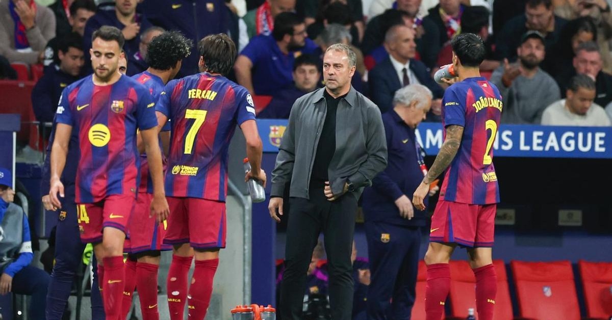 صدمة أوروبية: برشلونة يودّع دوري الأبطال رغم الفوز… وفليك يفتح النار على ثلاثي الفريق!